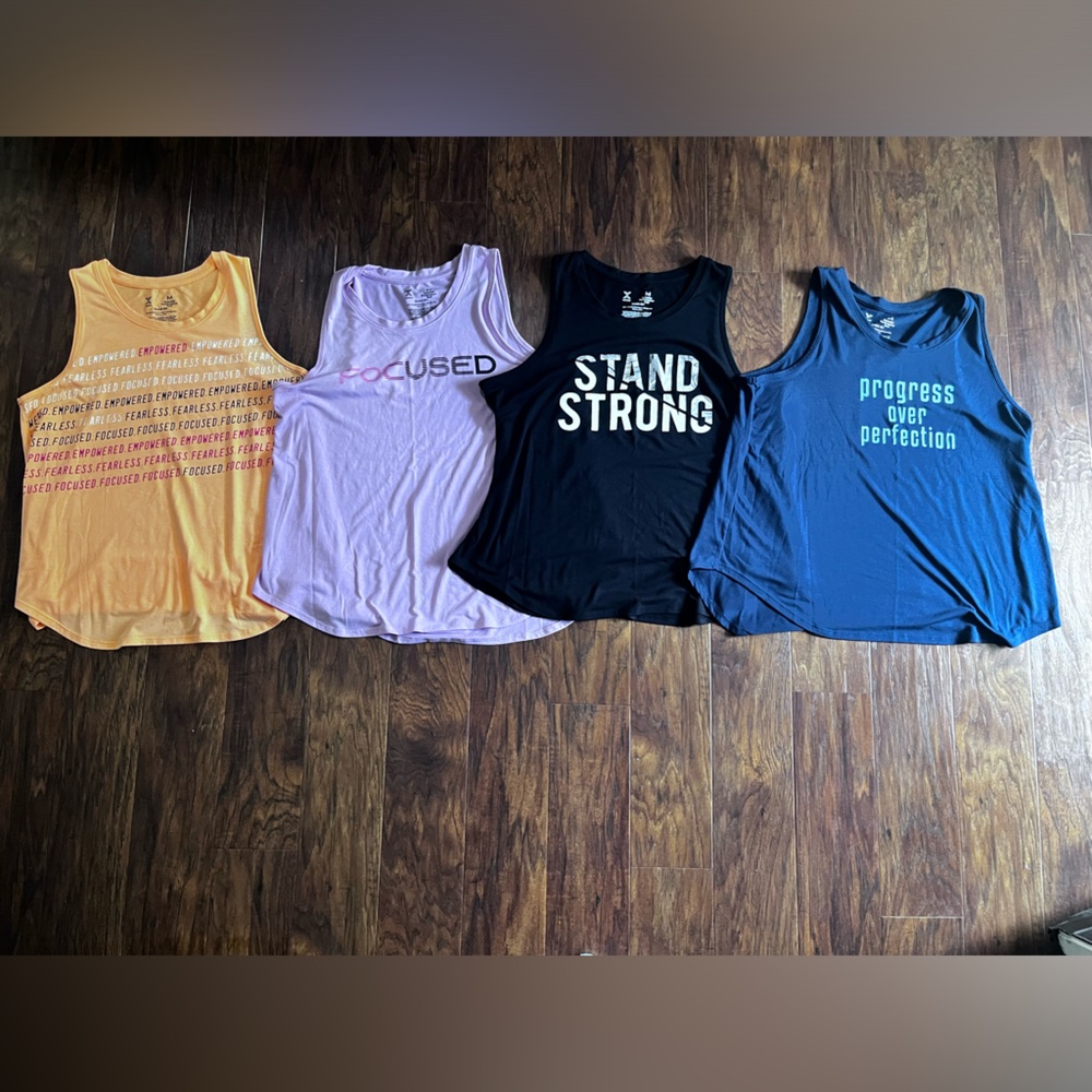 VGUC Xersion Bundle of 4 Women’s Workout Tanks - Size Medium